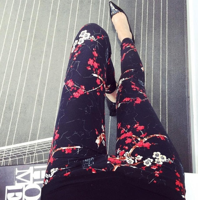 First Looks 145617 Womens Floral Seamless Leggings Black/Red Size Medium/ Large